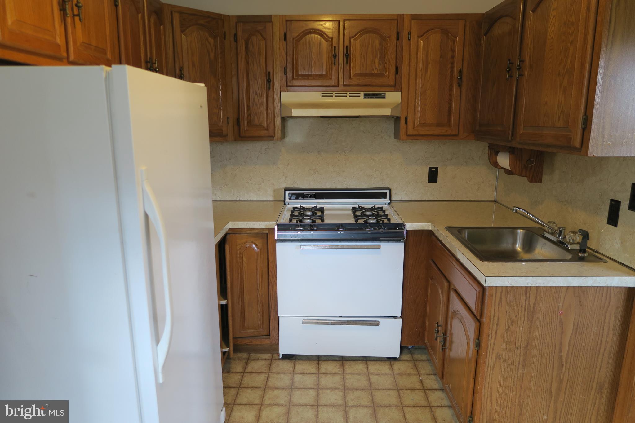 864 Monmouth Road Cream Ridge, NJ 08514 - Photo 17 of 29