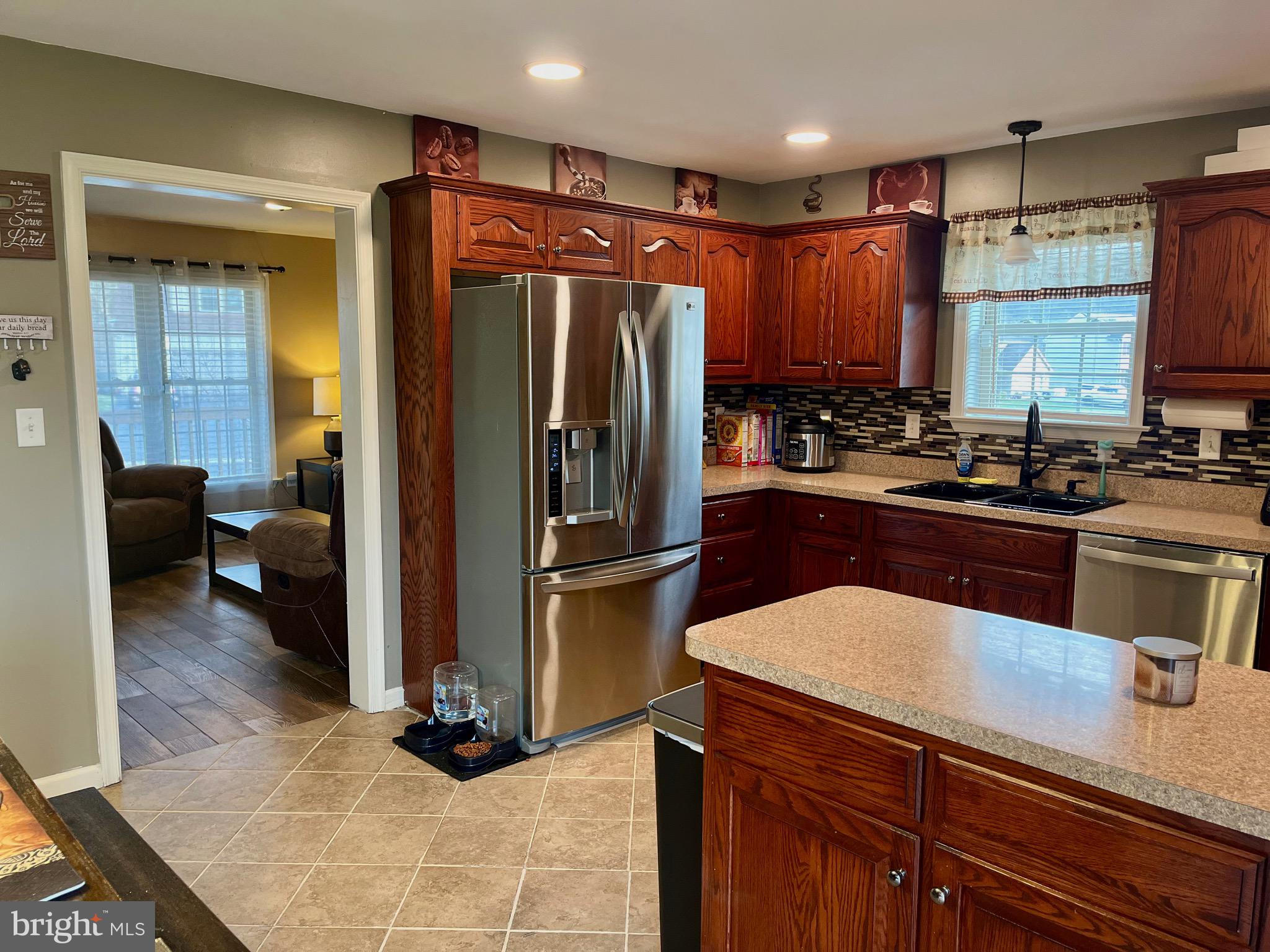 134 Twin Creeks Drive Jonestown, PA 17038 - Photo 5 of 39 Kitchen