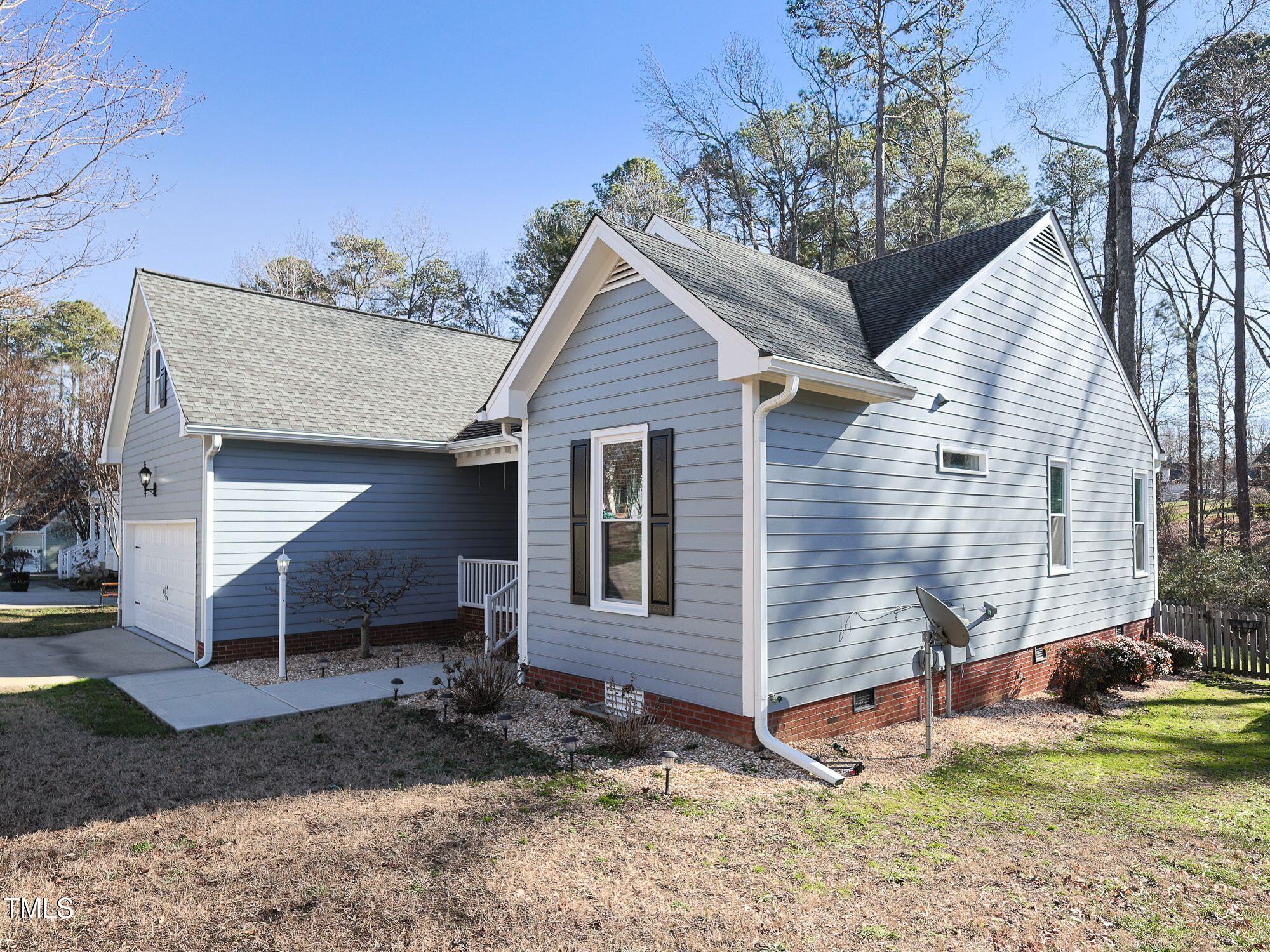 2604 Dahlgreen Road Raleigh, NC 27615 - Photo 3 of 40 d3