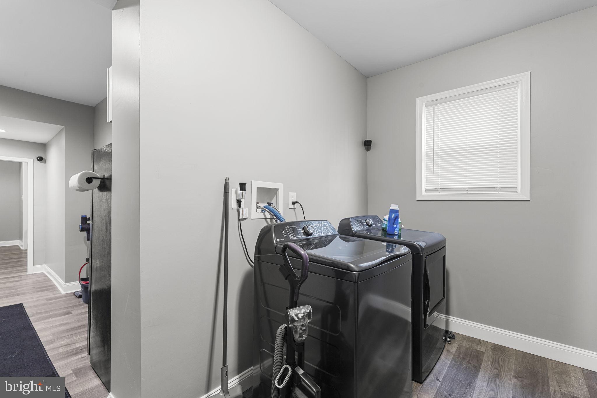 3110 Cliftmont Avenue Baltimore, MD 21213 - Photo 11 of 31 Laundry area
