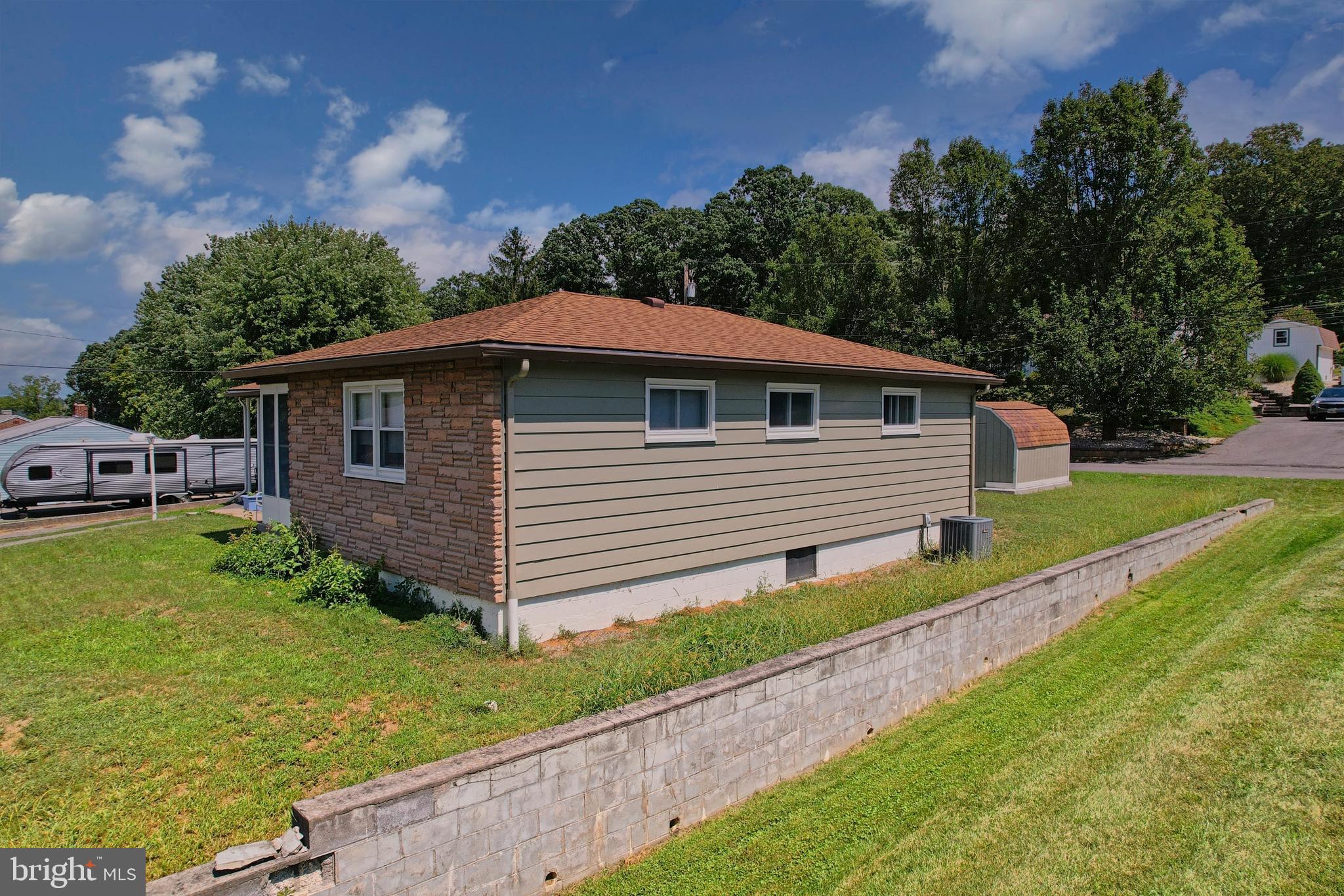 14 Clubhouse Road Cumberland, MD 21502 - Photo 24 of 67