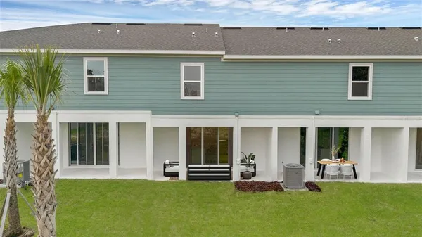 $379,999 | 4911 Winding River Road, Orlando, FL 32822