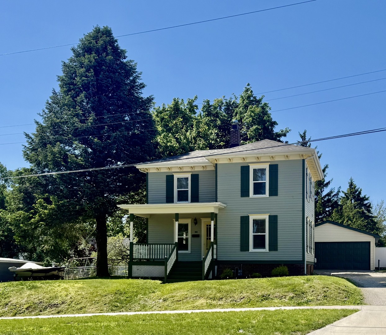 115 Lyle Street Kewanee, IL 61443 - Photo 1 of 39