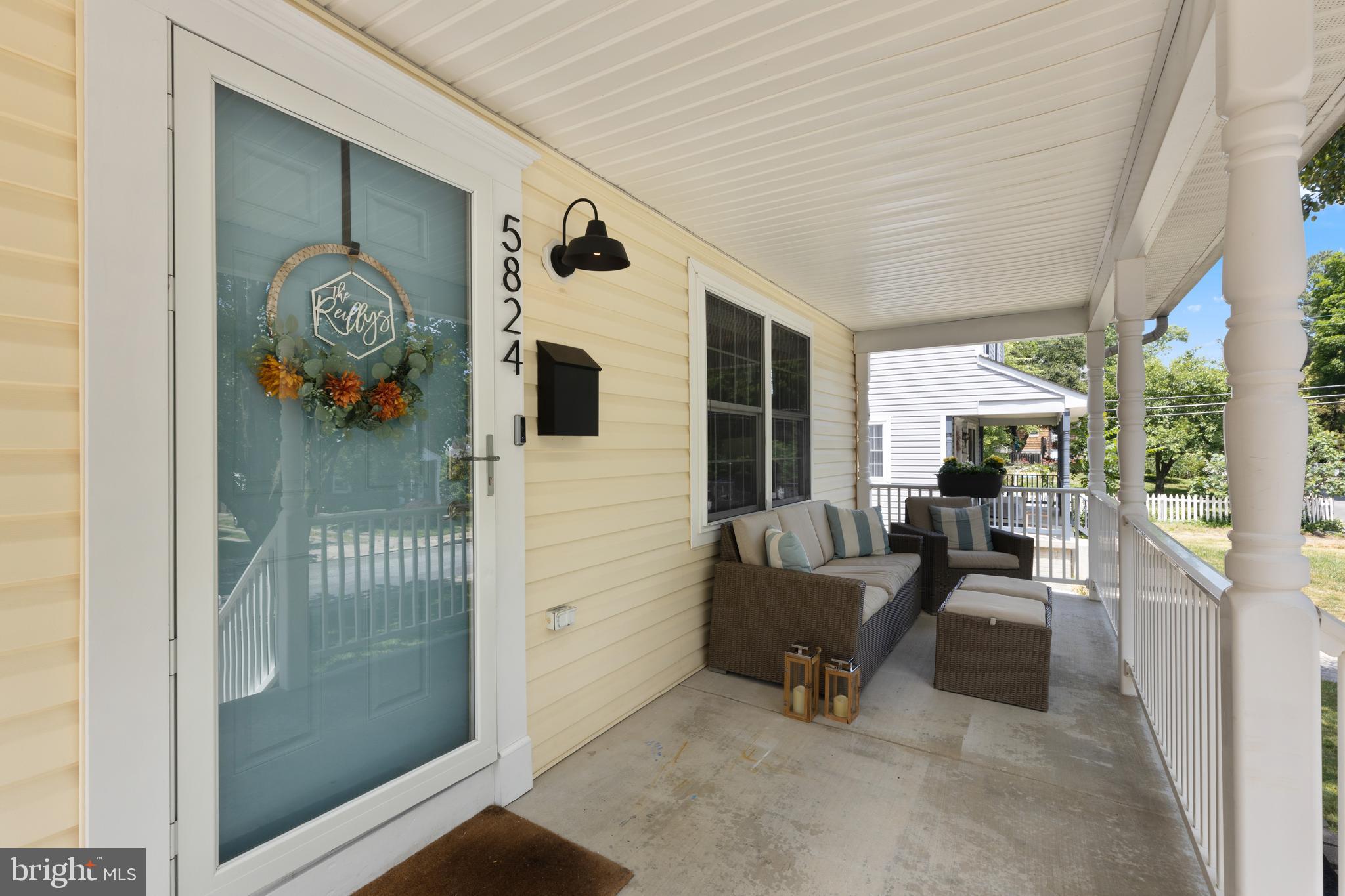 5824 Clearspring Road Baltimore, MD 21212 - Photo 4 of 39 DELIGHTFUL FRONT PORCH
