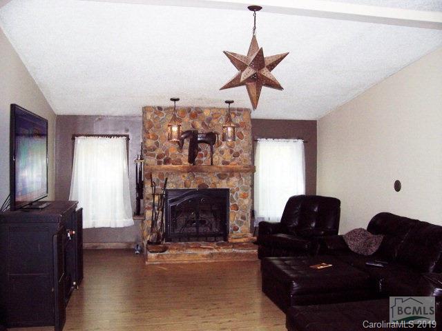 7065 Watershed Road Morganton, NC 28655 - Photo 3 of 12 Gallery Image 3
