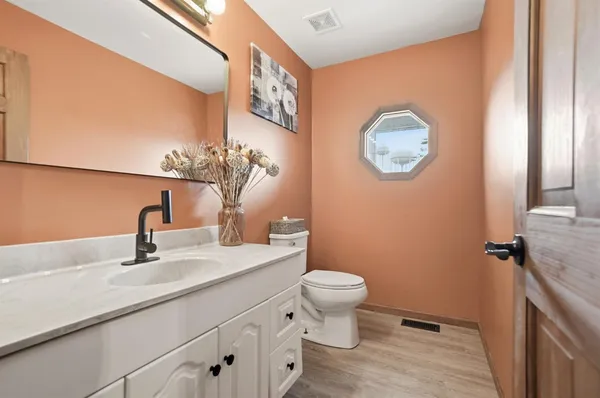 $524,900 | 6484 State Road 48, Aurora, IN 47001