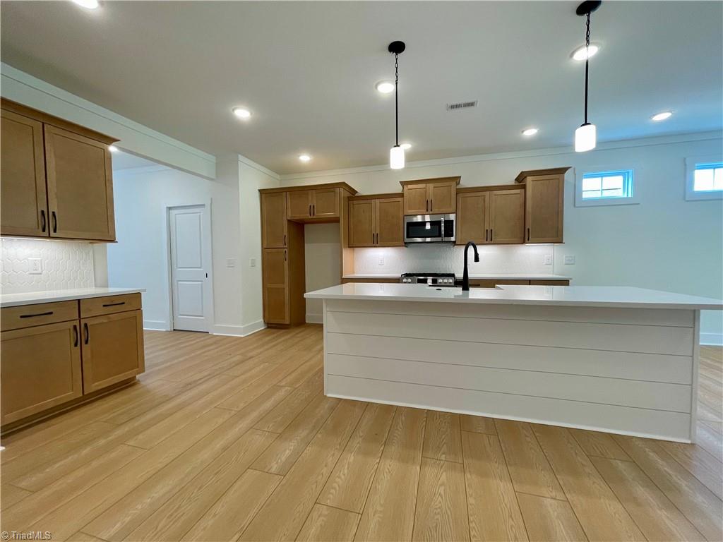 3419 Willowcrest Street High Point, NC 27265 - Photo 11 of 40