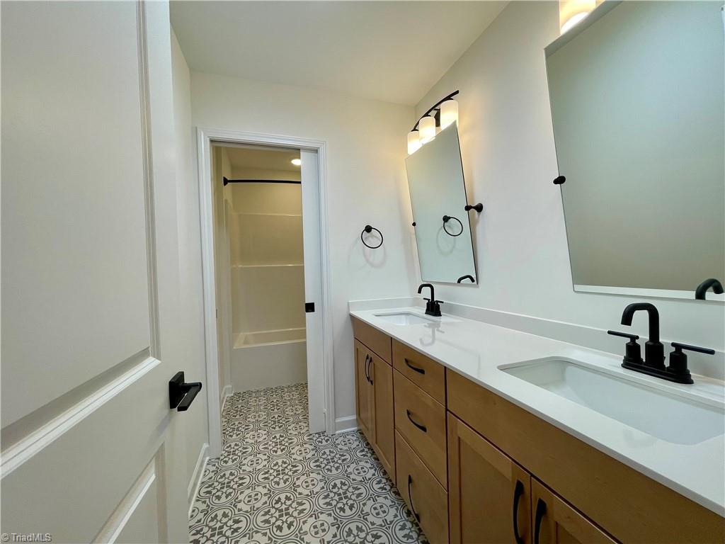 3419 Willowcrest Street High Point, NC 27265 - Photo 35 of 40