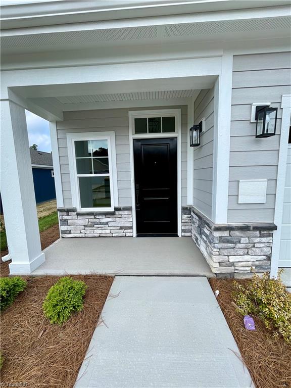 3419 Willowcrest Street High Point, NC 27265 - Photo 4 of 40