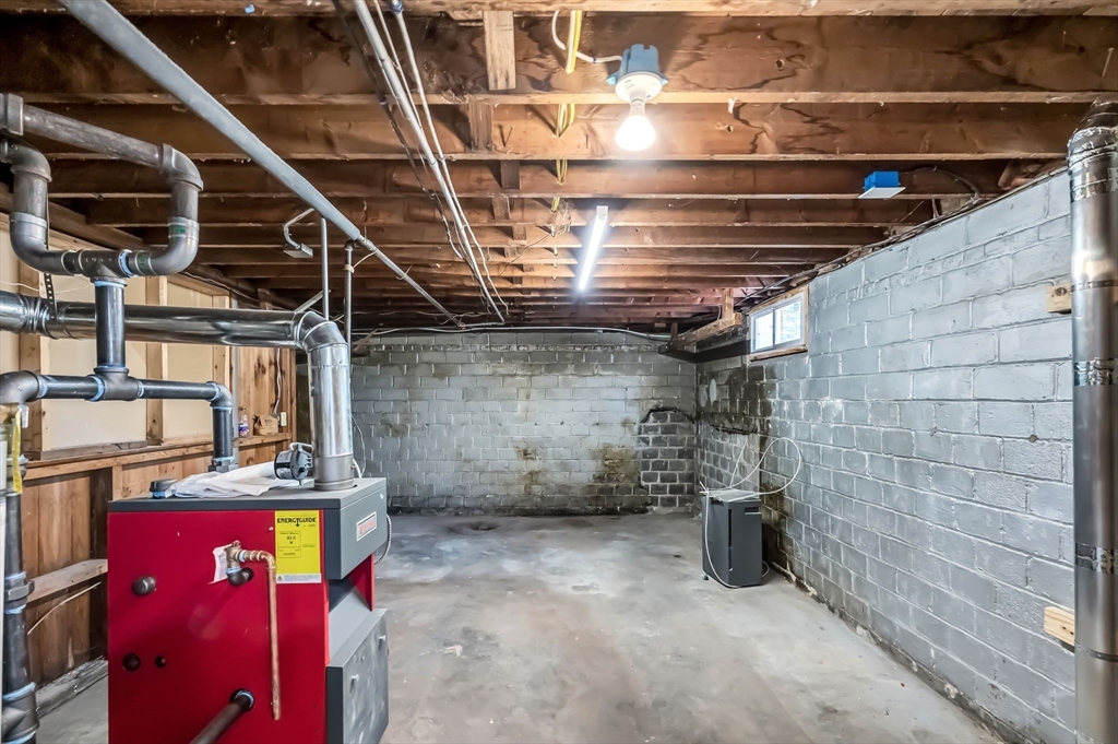 34 Francis Street Springfield, MA 01104 - Photo 25 of 34 Gallery Image 25