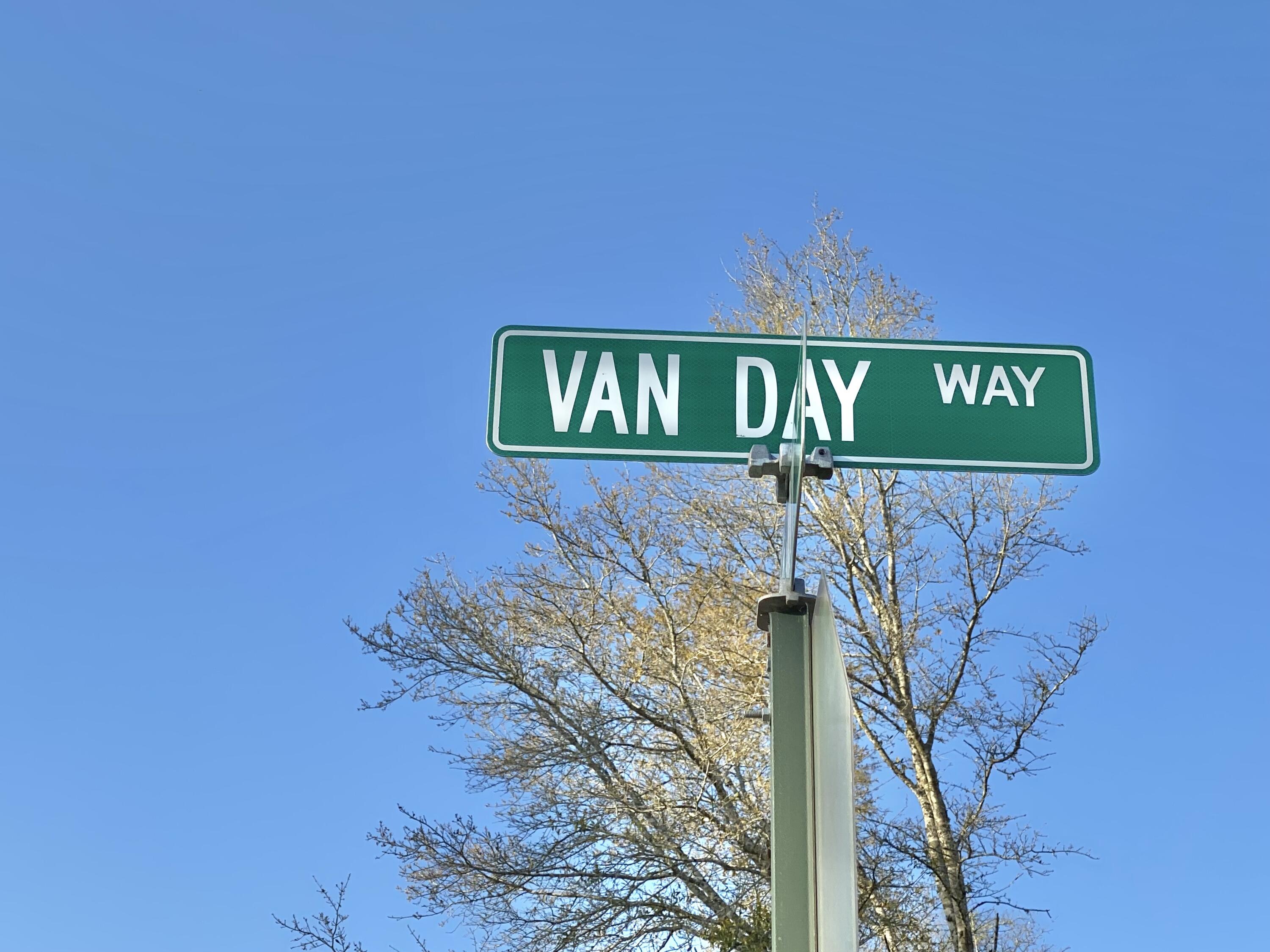 3101 Van Day Way Crestview, FL 32539 - Photo 5 of 53 IMG_0105