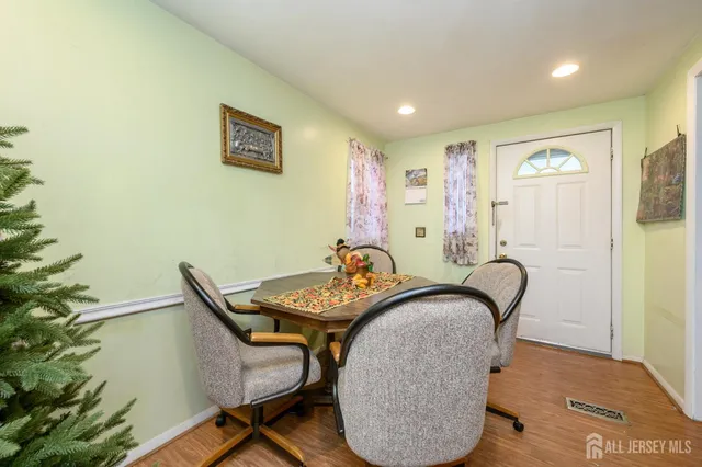 $450,000 | 4 Homestead Avenue, Avenel, NJ 07001