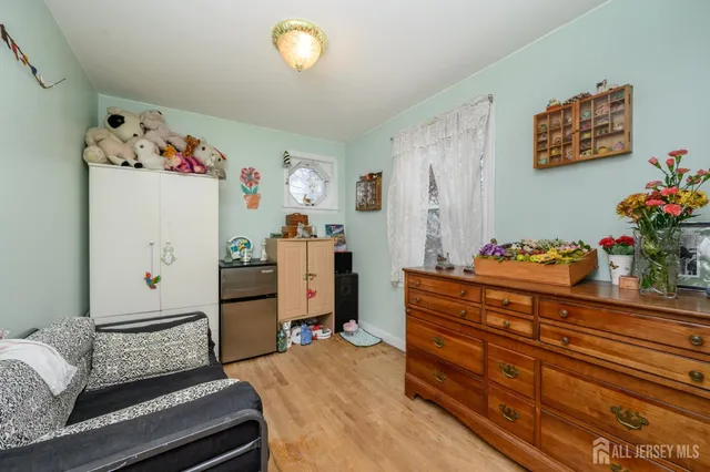 $450,000 | 4 Homestead Avenue, Avenel, NJ 07001