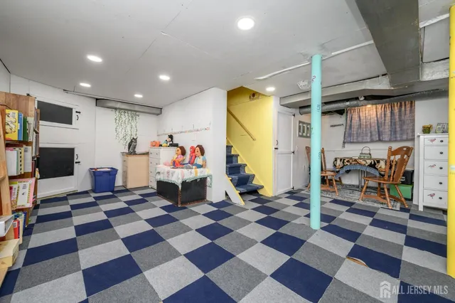 $450,000 | 4 Homestead Avenue, Avenel, NJ 07001