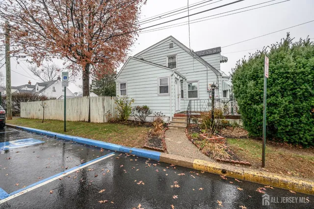 $450,000 | 4 Homestead Avenue, Avenel, NJ 07001