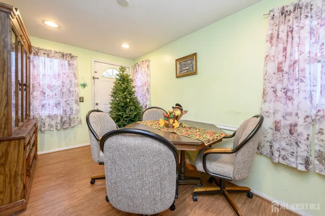 $450,000 | 4 Homestead Avenue, Avenel, NJ 07001