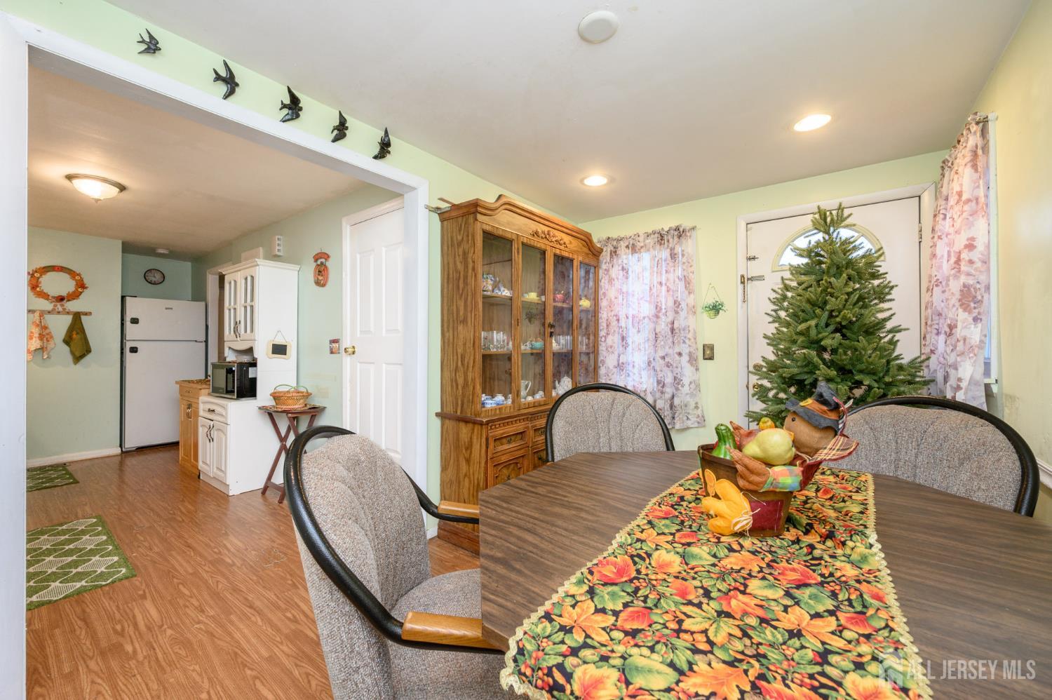 4 Homestead Avenue Avenel, NJ 07001 - Photo 10 of 40 a very nice looking room with a large window