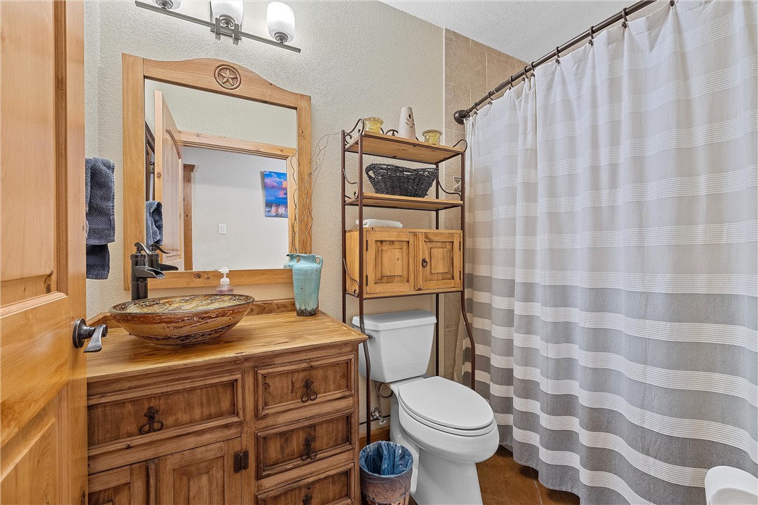 404 Cr 459 Road Lott, TX 76656 - Photo 26 of 64