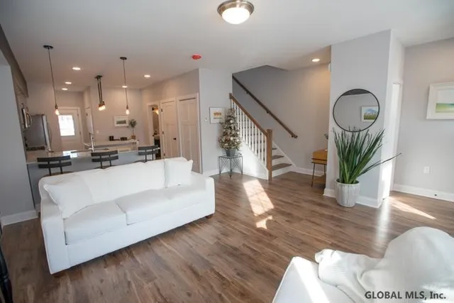 $329,900 | 1143 Barrett Street, Schenectady, NY 12305