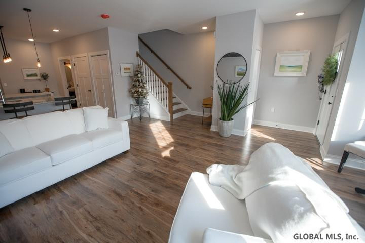 1143 Barrett Street Schenectady, NY 12305 - Photo 7 of 35 Photo 11