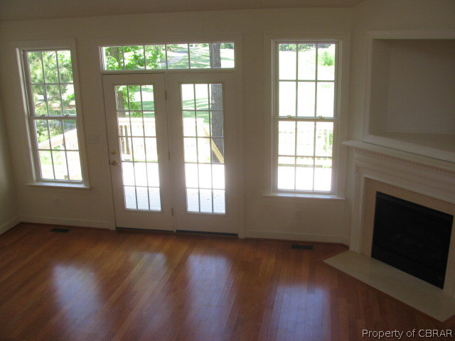 55 Crossroad Weems, VA 22576 - Photo 5 of 18