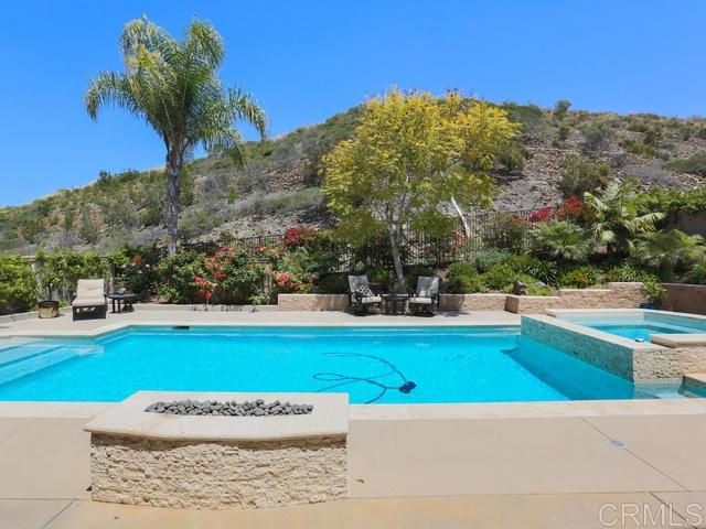 16151 Cayenne Ridge Road San Diego, CA 92127 - Photo 10 of 25