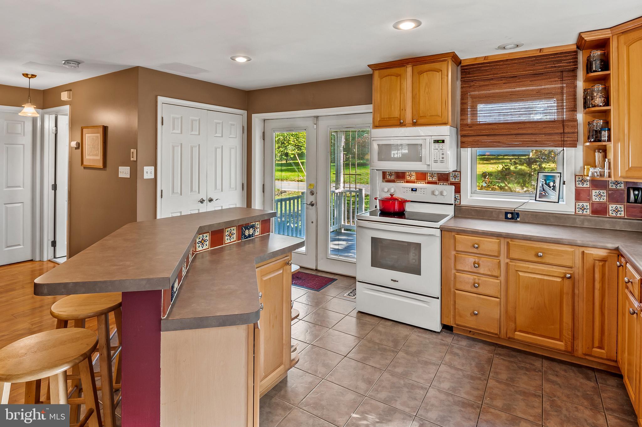 4560 Louisville Road Finksburg, MD 21048 - Photo 9 of 40 Kitchen (alt view)
