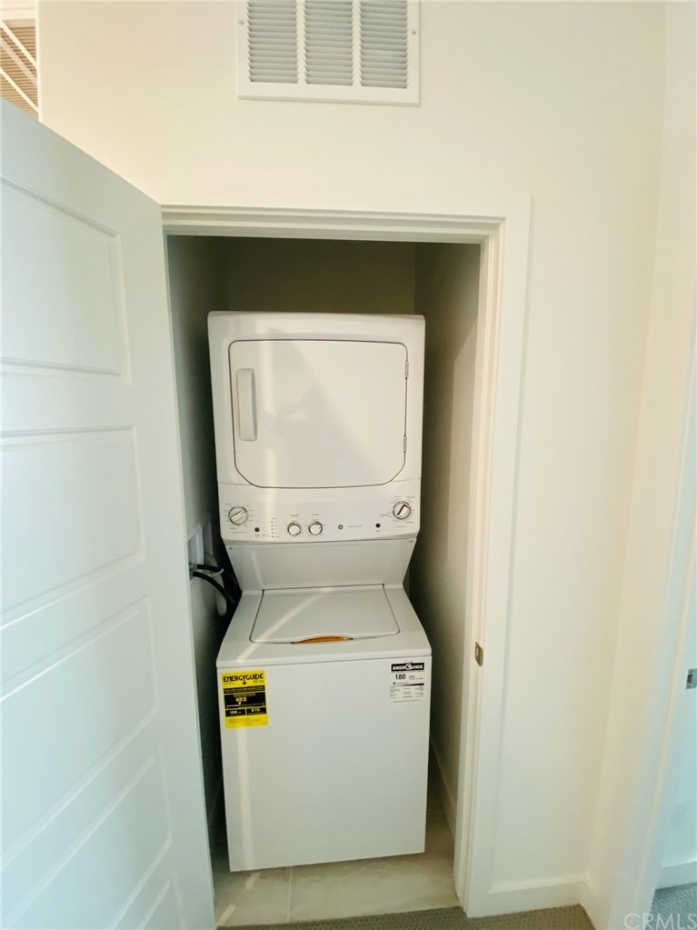 169 Waypoint Tustin, CA 92782 - Photo 13 of 19