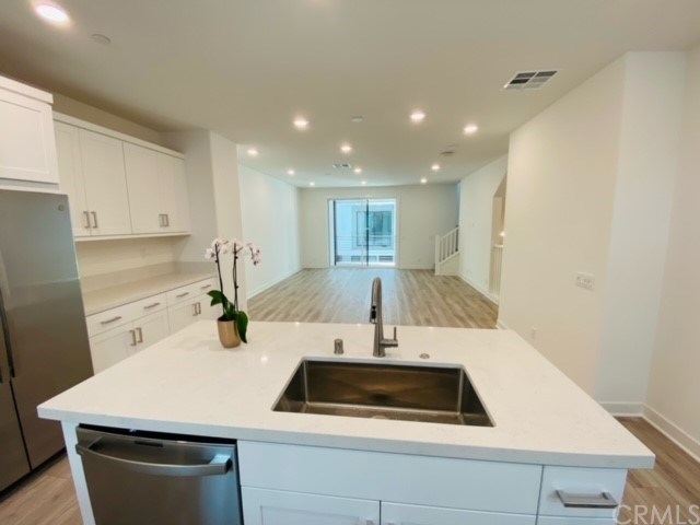 169 Waypoint Tustin, CA 92782 - Photo 16 of 19