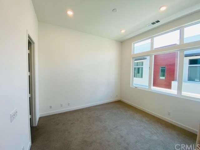 169 Waypoint Tustin, CA 92782 - Photo 9 of 19