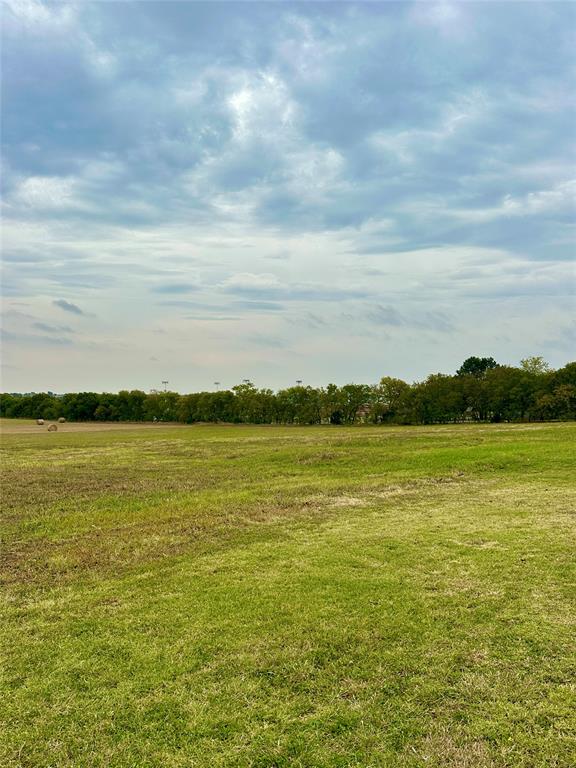 Lot 2-tbd Th Street Muenster, TX 76252 - Photo 6 of 6 a view of an ocean from a city