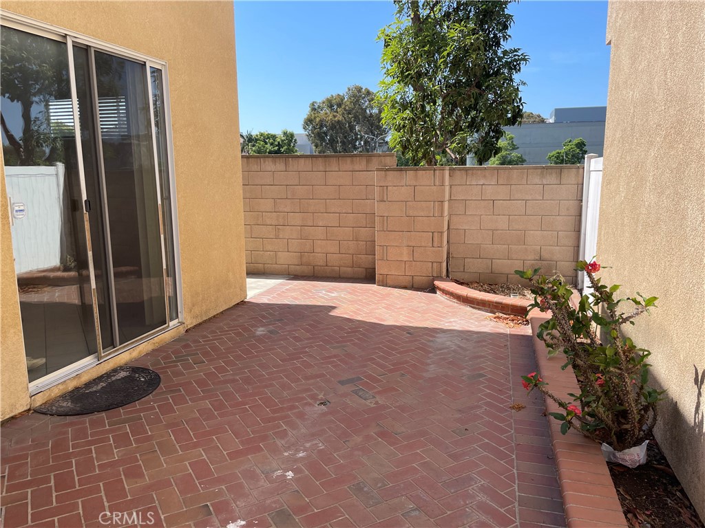 6212 Jasmine Way Cypress, CA 90630 - Photo 13 of 14 a view of a backyard