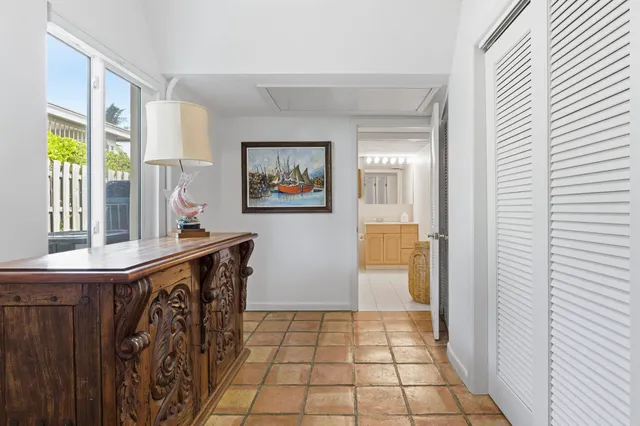 $11,495,000 | 3208 North Flagler Drive, West Palm Beach, FL 33407