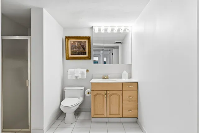 $11,495,000 | 3208 North Flagler Drive, West Palm Beach, FL 33407