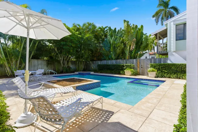 $11,495,000 | 3208 North Flagler Drive, West Palm Beach, FL 33407