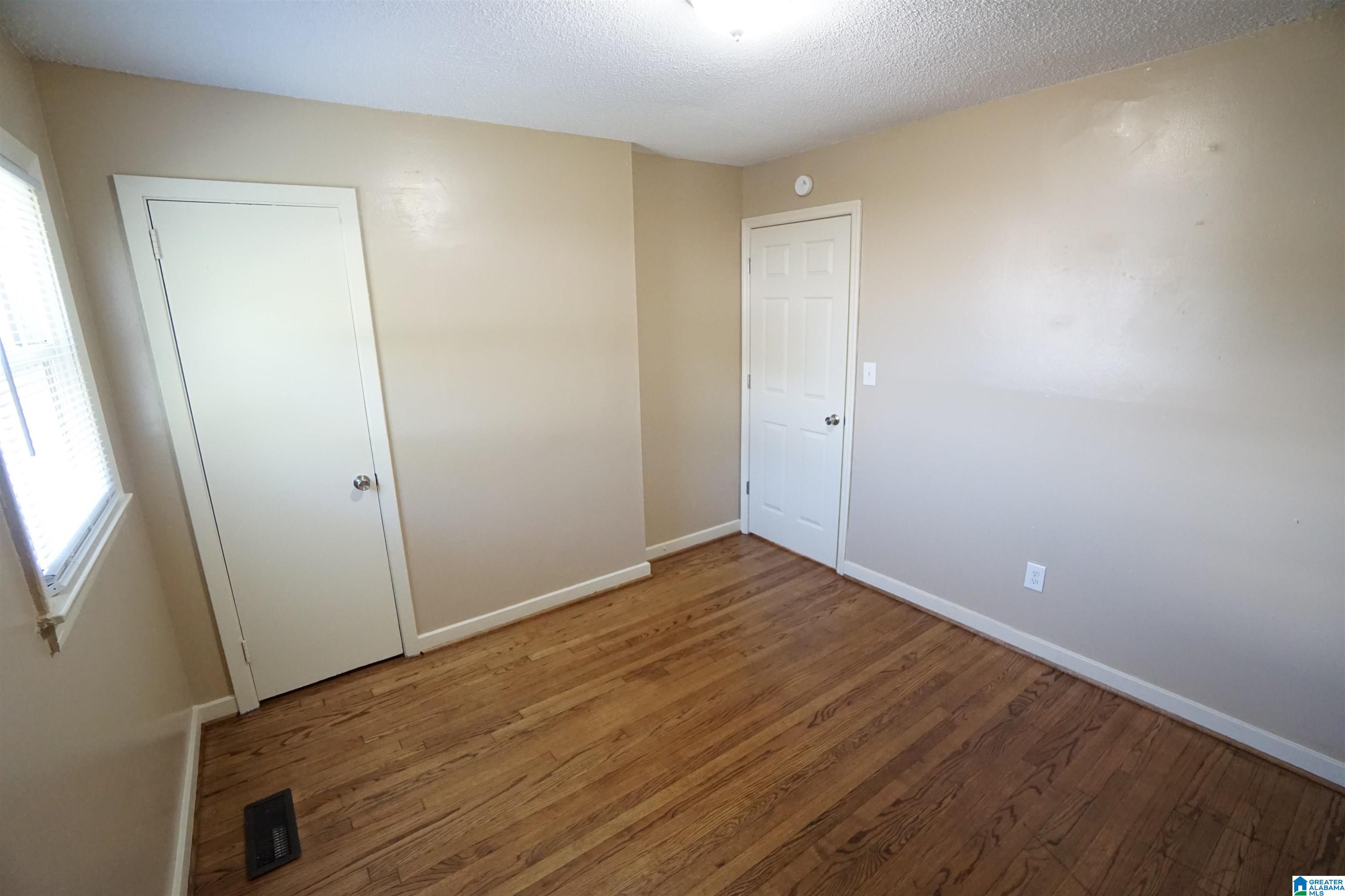 1688 18th Way Southwest Birmingham, AL 35211 - Photo 24 of 37