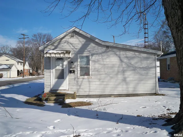$94,900 | 2700 South State Street, Springfield, IL 62704