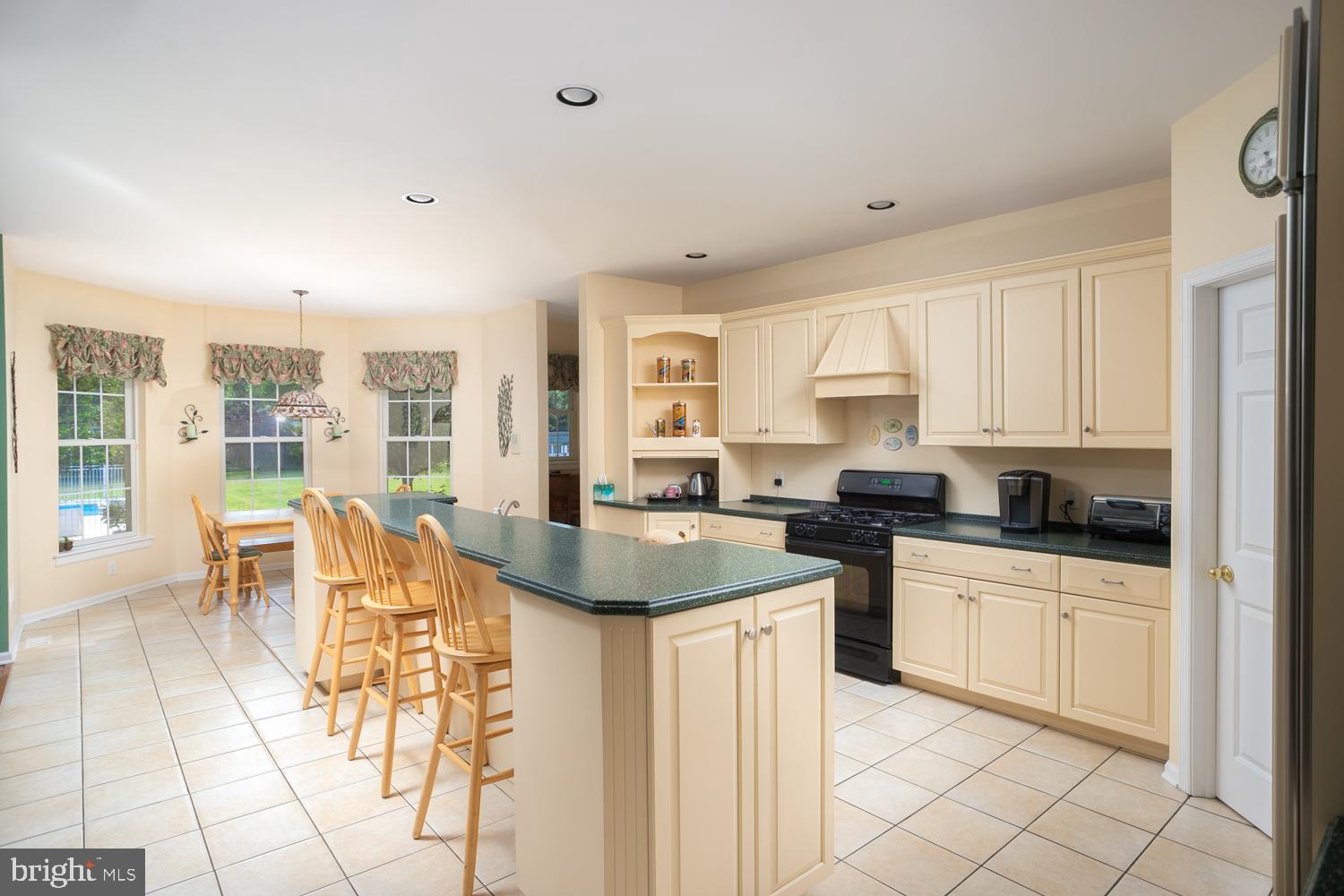 62 Paulson Road Wrightstown, NJ 08562 - Photo 12 of 67