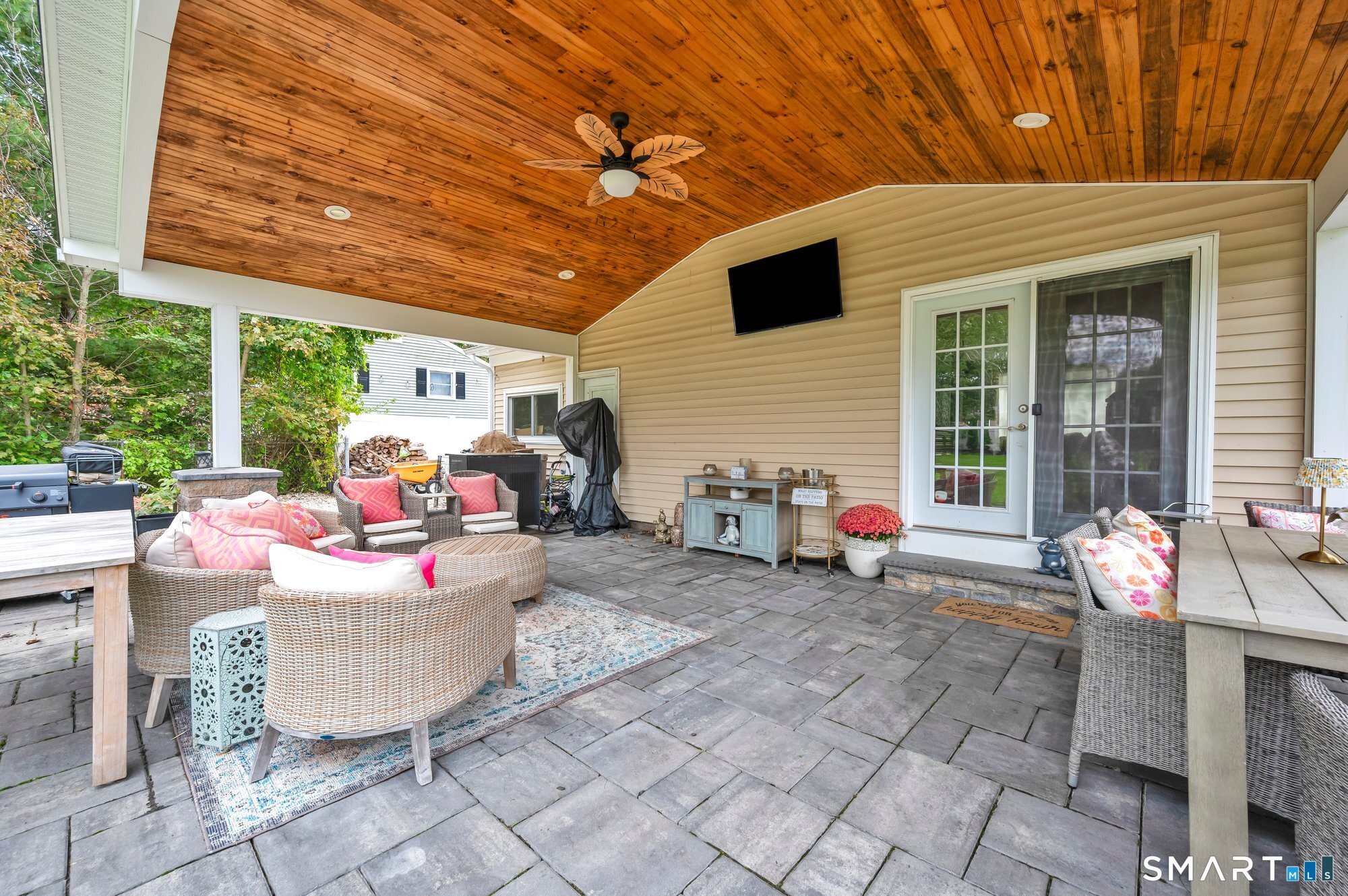 207 Manor Road Southington, CT 06479 - Photo 12 of 38 Gallery Image 12