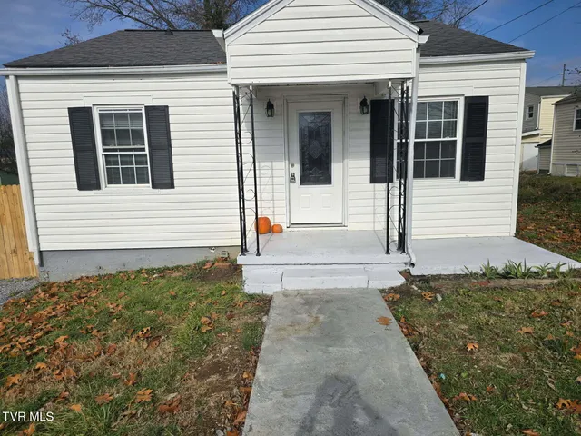 $1,600 | 11 Birch Street, Bristol, TN 37620
