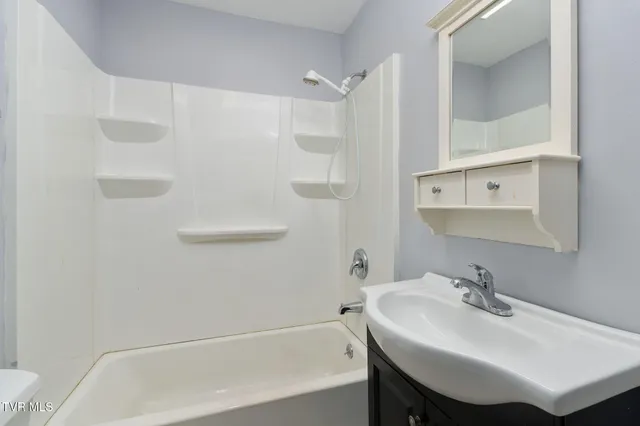 $1,600 | 11 Birch Street, Bristol, TN 37620