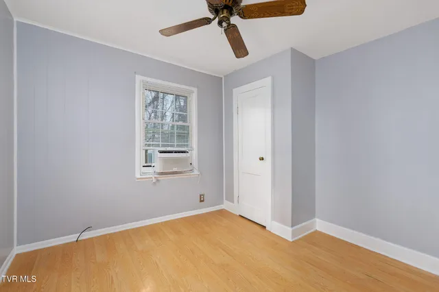 $1,600 | 11 Birch Street, Bristol, TN 37620