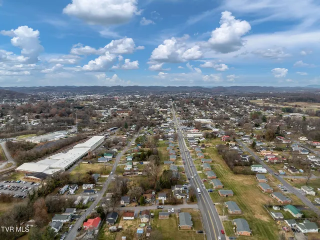 $1,600 | 11 Birch Street, Bristol, TN 37620