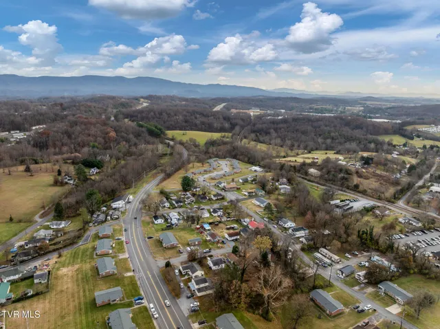 $1,600 | 11 Birch Street, Bristol, TN 37620