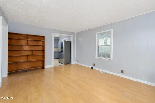 $1,600 | 11 Birch Street, Bristol, TN 37620