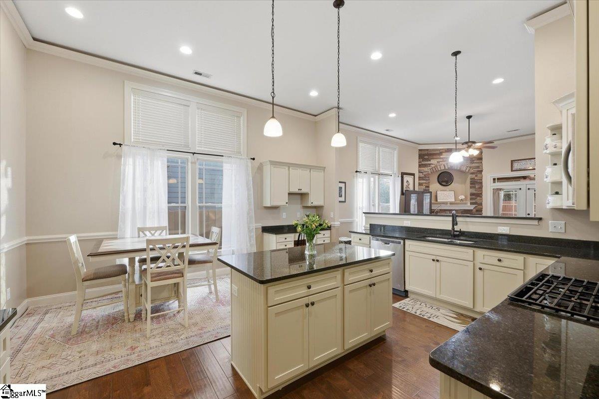 100 Marshfield Trail Simpsonville, SC 29680 - Photo 7 of 32