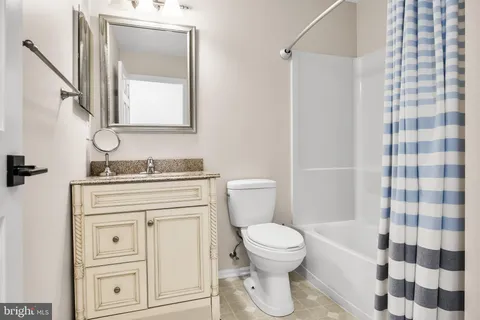 $375,000 | 119 Beacon Drive, Woodbury, NJ 08096