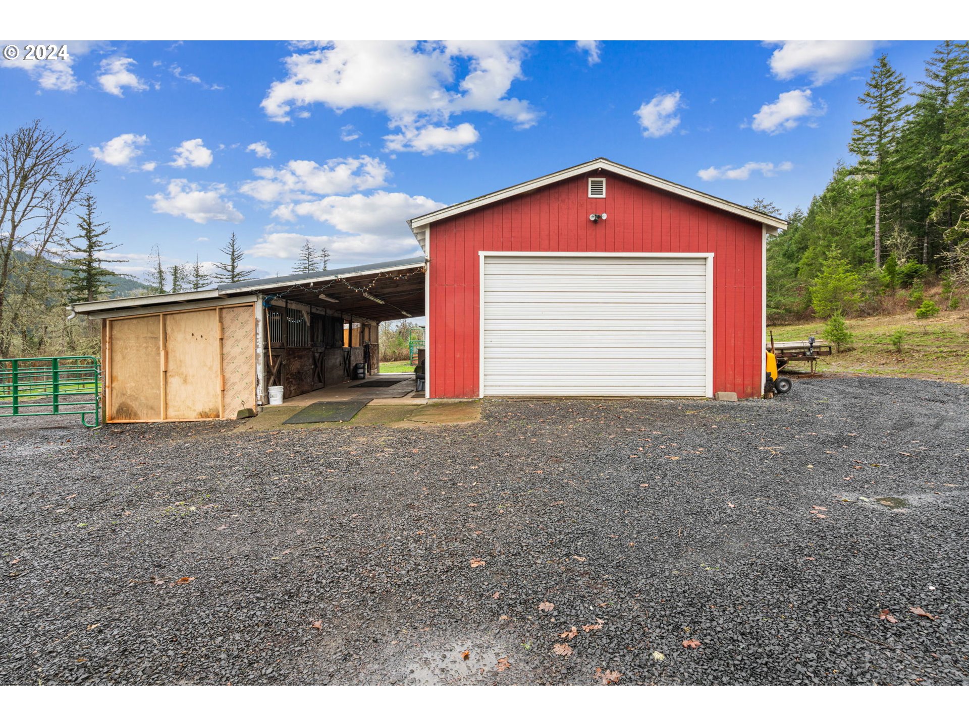 72956 London Road Cottage Grove, OR 97424 - Photo 27 of 44