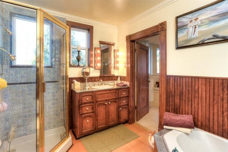 209 Crowson Road Ashland, OR 97520 - Photo 29 of 35 Gallery Image 29
