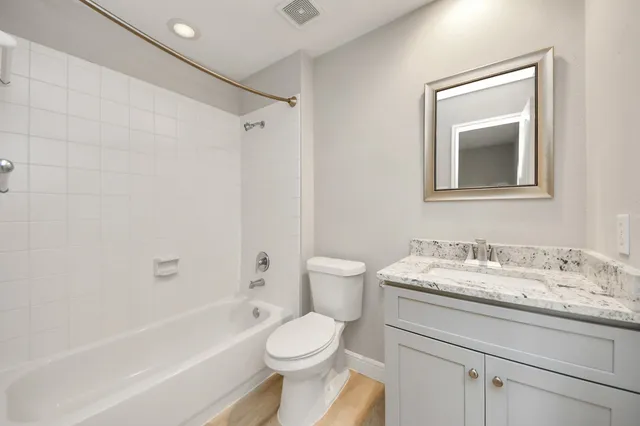 $2,095 | 66 Scarlet Woods Court, The Woodlands, TX 77380